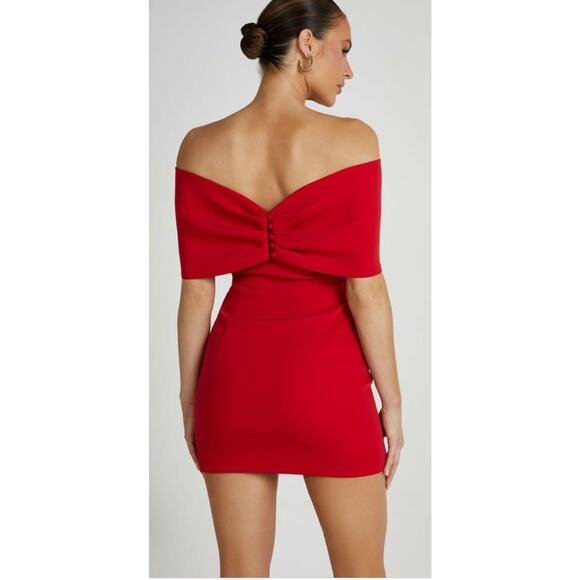 NEW Meshki Gwyneth Off Shoulder Bow Mini Dress in Red - Picture 2 of 11